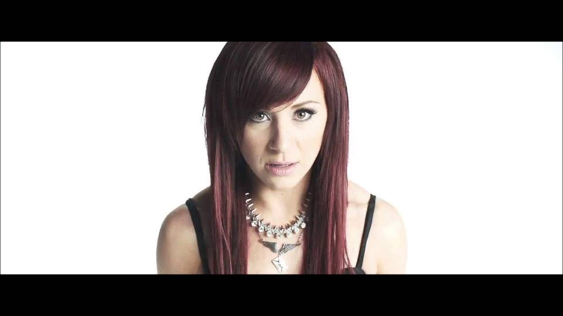 Jen Ledger 3